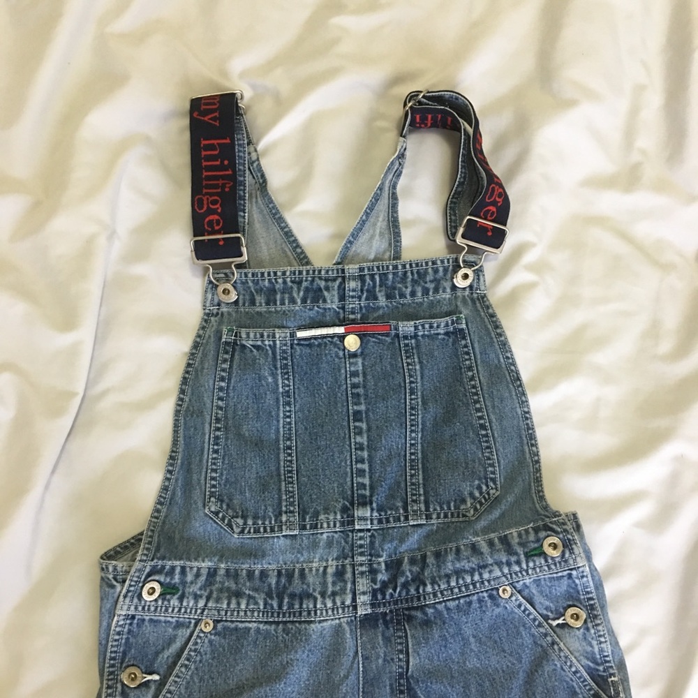 Overall shorts